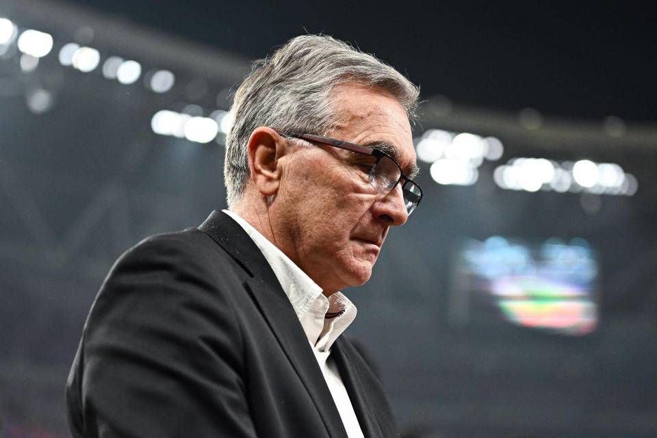 到伊万科维, 据知情人士 到伊万科维, 据知情人士